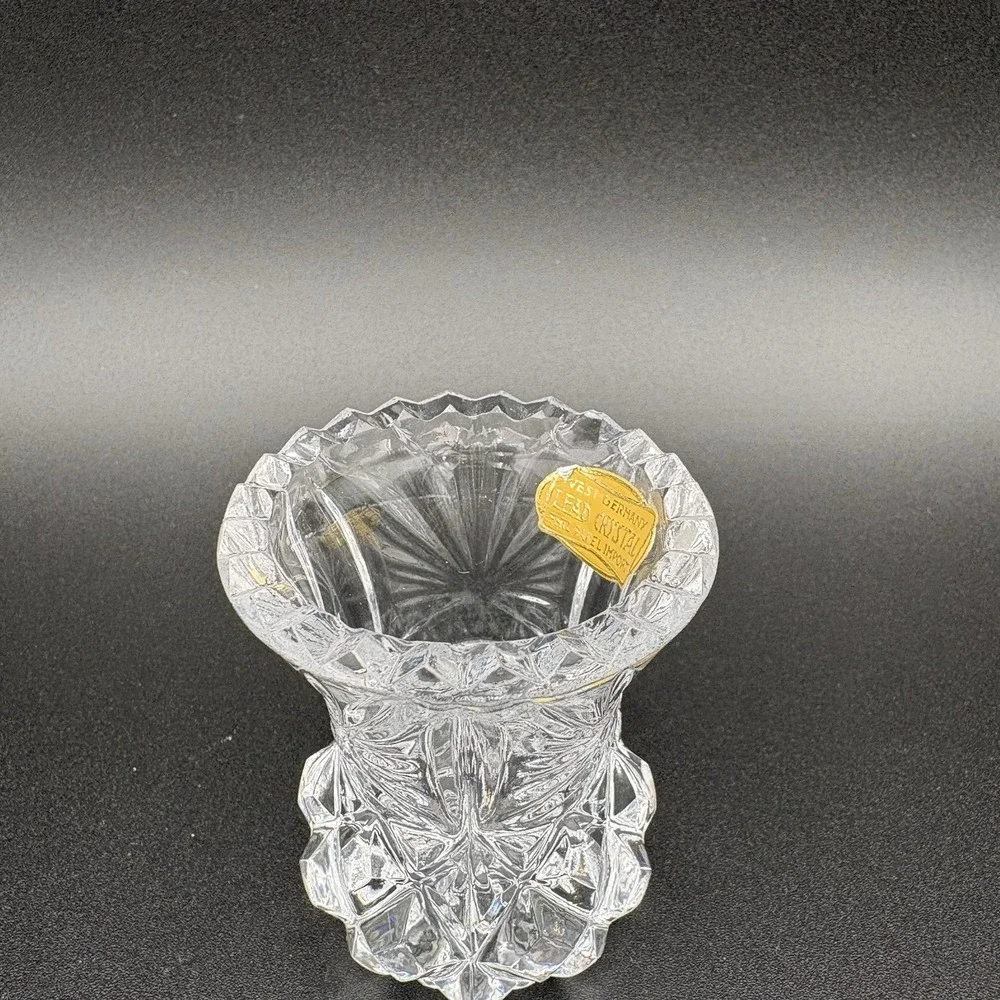 VTG‎ Kristal Zajecar 24% Lead Crystal Bud Vase / Yugoslavia